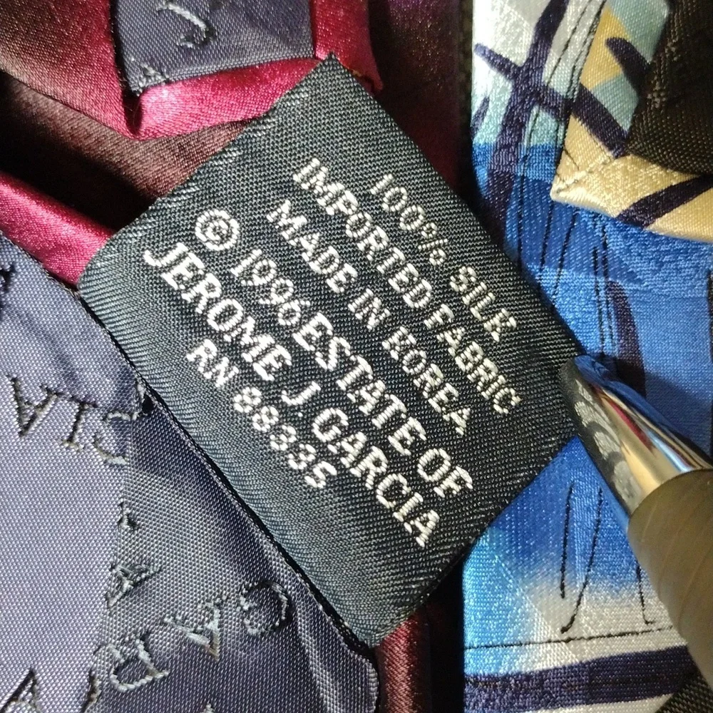 2 J GARCIA 100% silk ties - Picture 3 of 4